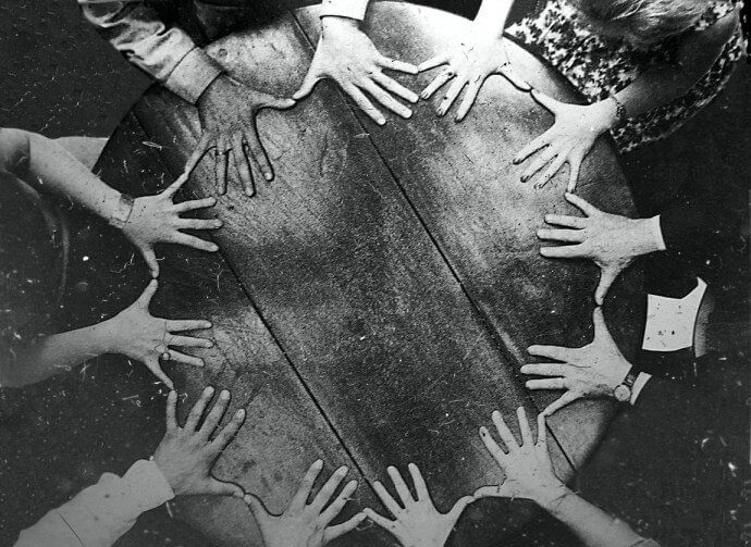 Pasonlini Antonio Gramsci sírjánál, wikimedia.org