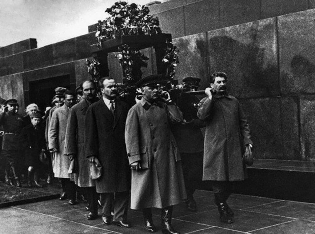 Sztálin Kirov temetésén, russian-records.com