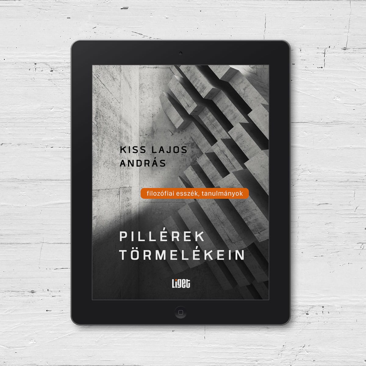 ÚJ E-KÖNYVÜNK: PILLÉREK TÖRMELÉKEIN