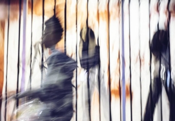 SASHALMI DIALEKTIKUS METAFIZIKUS VERS