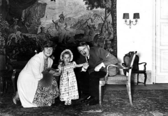 A HAZUGSÁG STRUKTÚRÁJA I.