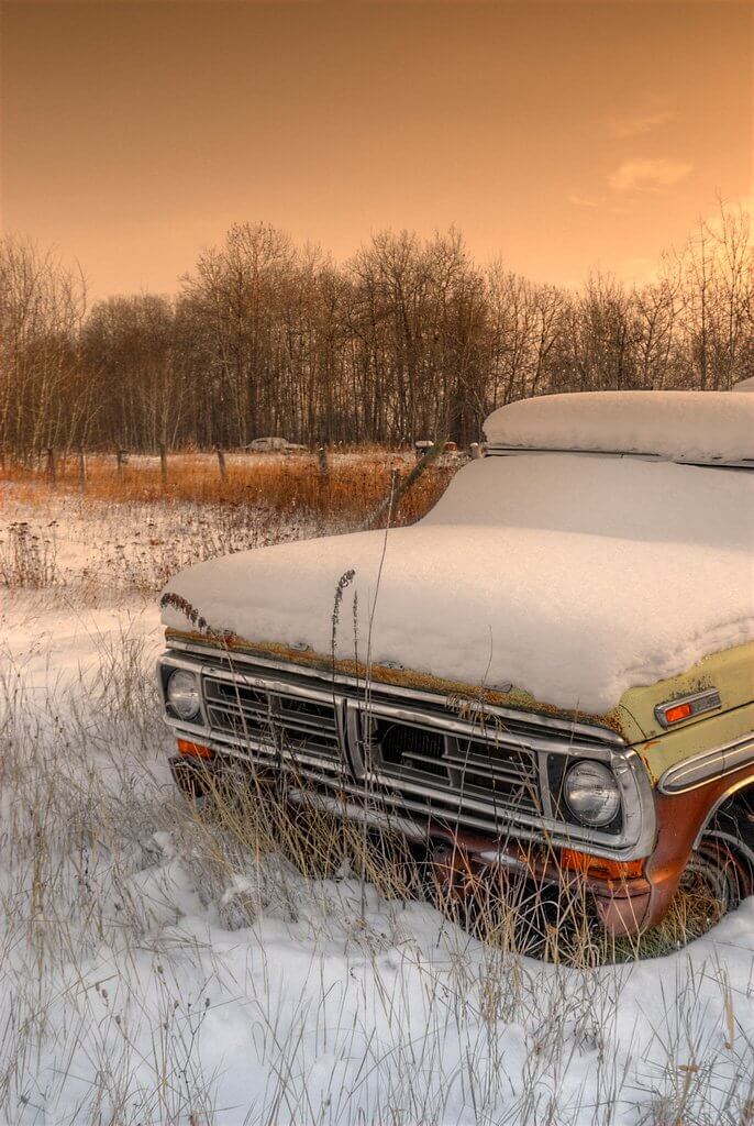 CSAK A SZIVARGYÚJTÓ