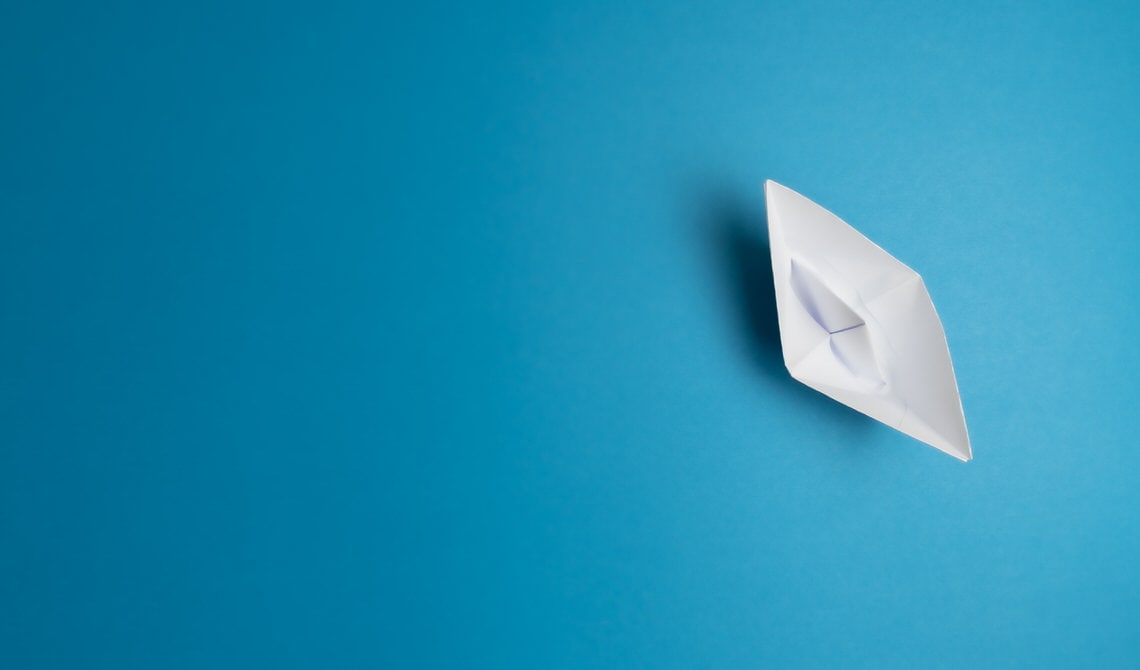 ELHALASZTOTT INDULÁS