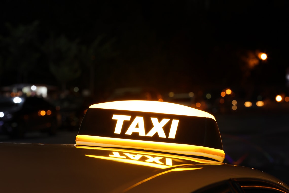 ÓDA A JÓINDULATÚ TAXISOFŐRÖKHÖZ