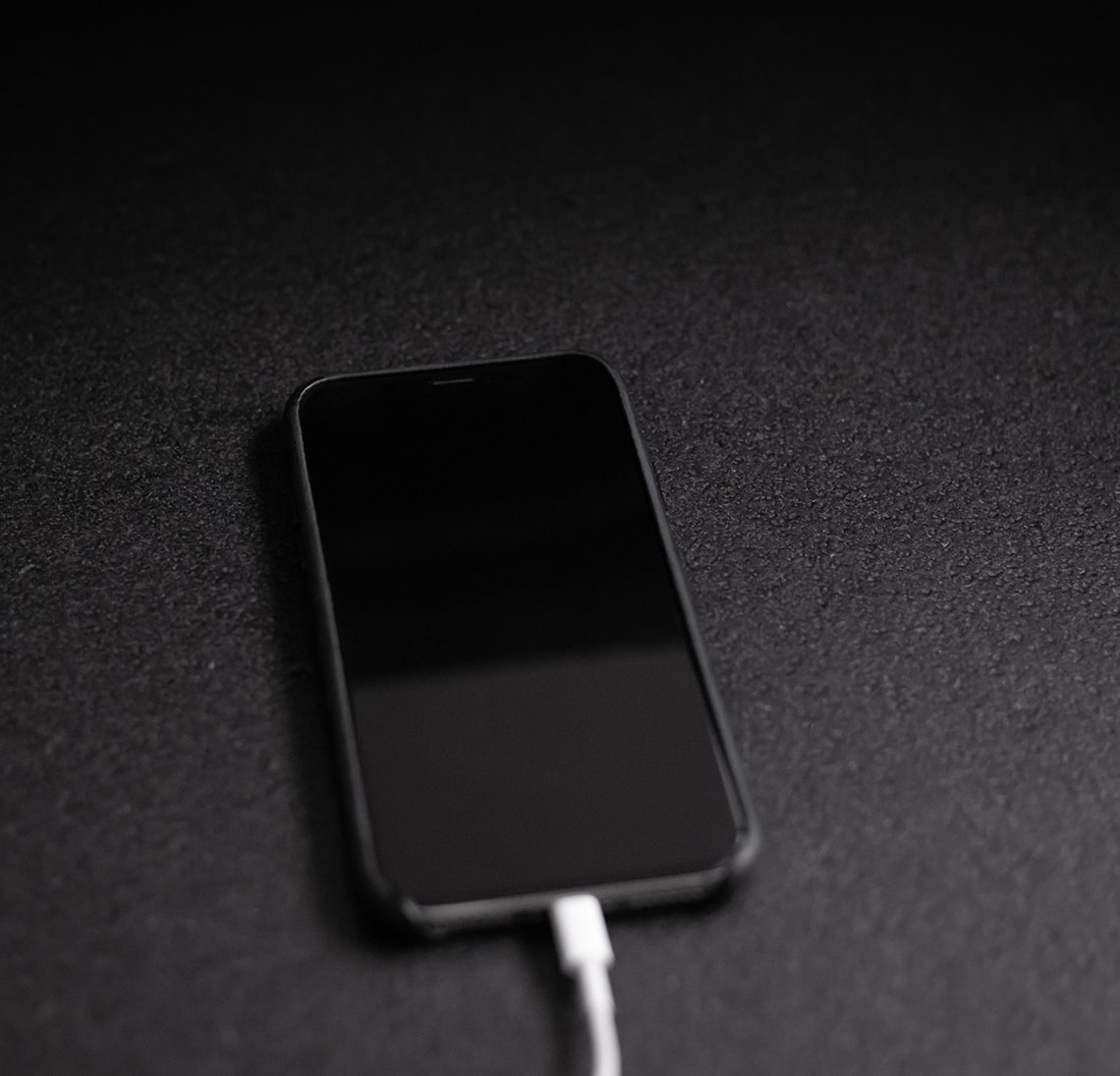 EGY LEMERÜLT TELEFON