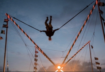 VERS KÉNE VÉGRE ARRÓL IS…