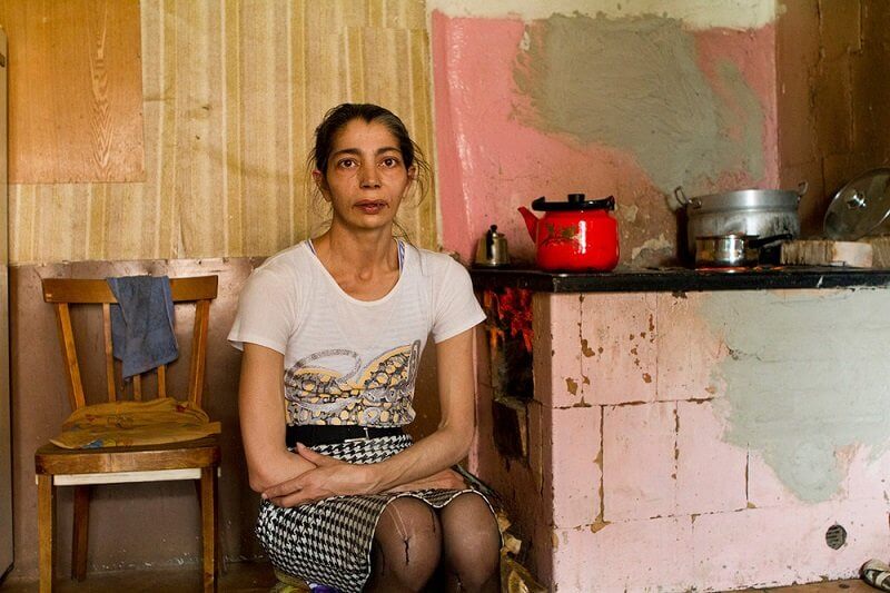 ŐSHONOS KISEBBSÉGEK, MENEKÜLTEK, MENEDÉKET KÉRŐK, MIGRÁNSOK