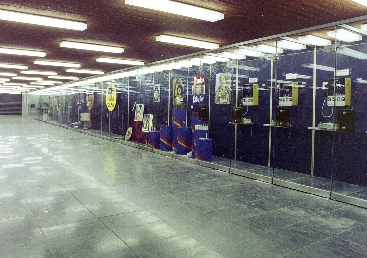 HALLÓ, HALLÓ! 1976