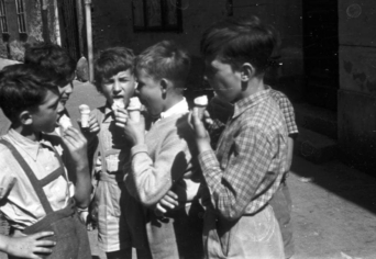 BOROSS BILIÁRDTERMÉBŐL