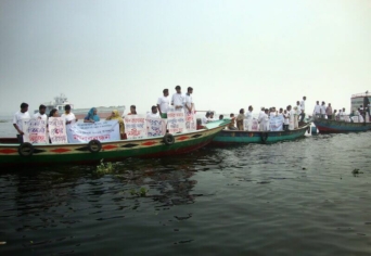 A GLOBÁLIS DEMOKRÁCIA FELÉ