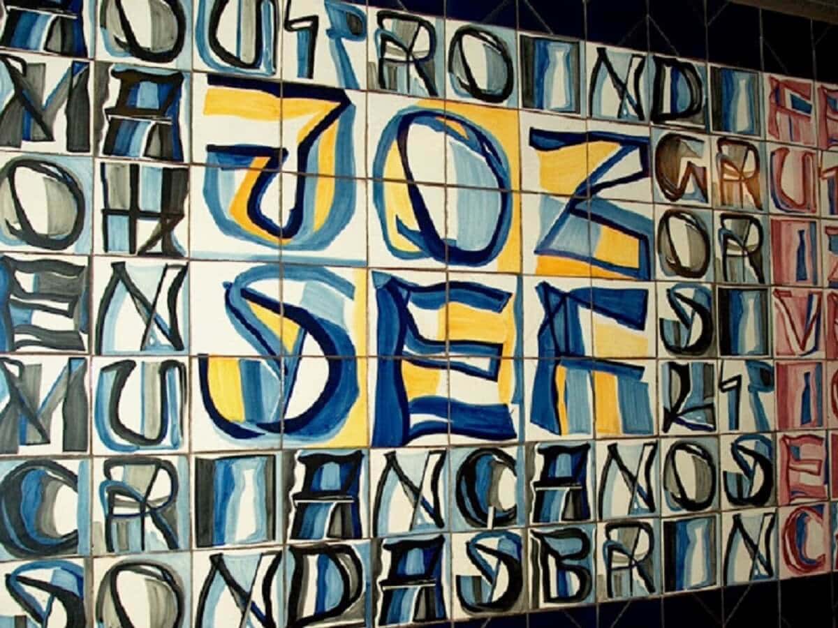 FALRA HÁNYT KÖLTÉSZET