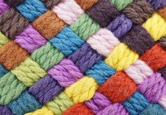 RÍMEKBE KAPASZKODOM