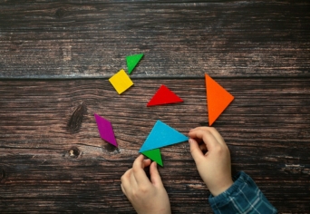 HÁT-TÉRKÉP(ZET)ES