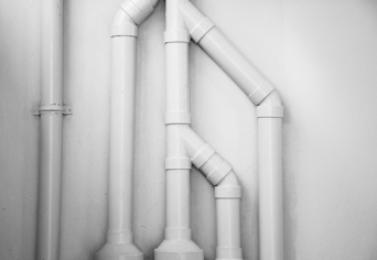 A PÁRHUZAMOSOK A VÉGTELENBEN