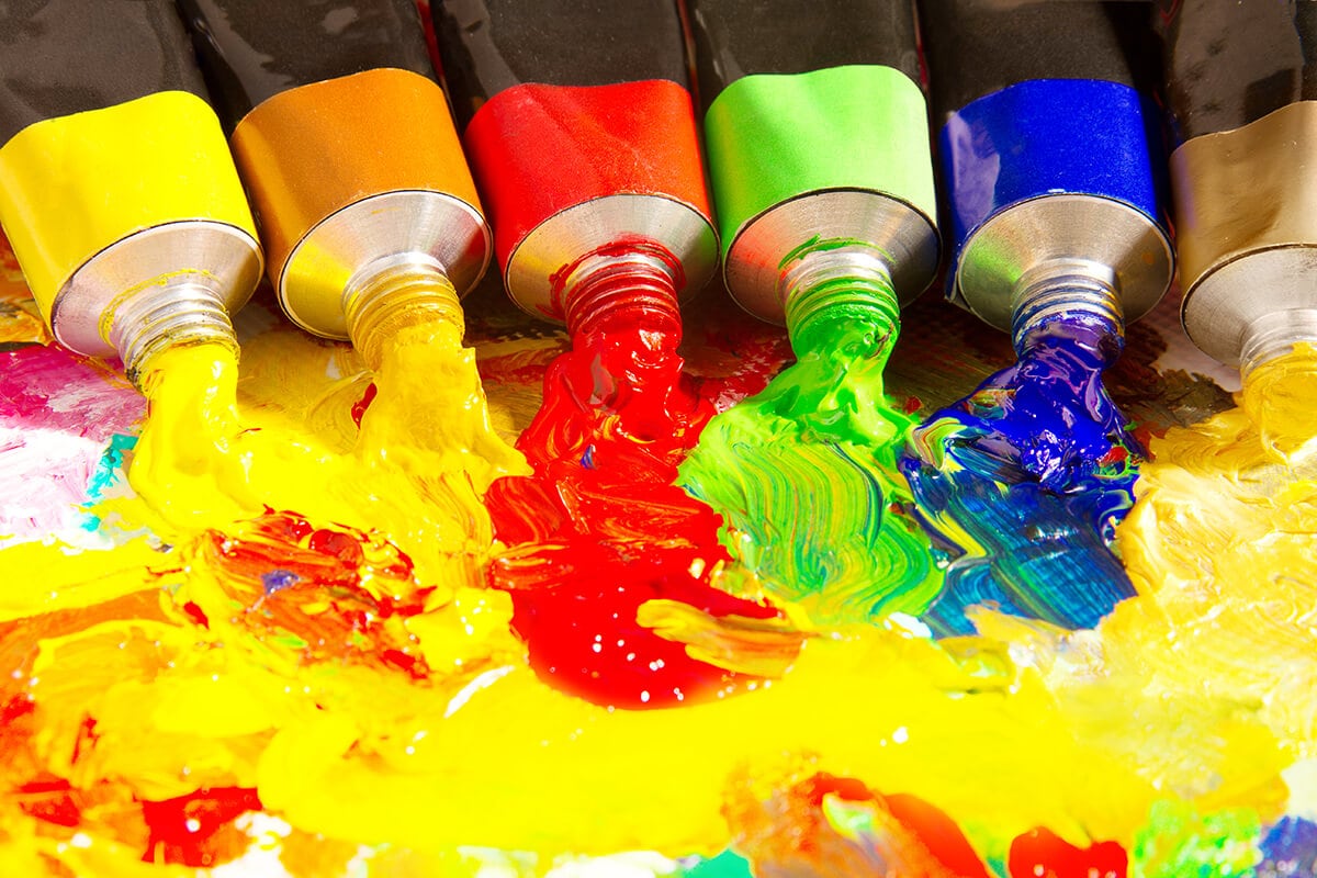 A VÖRÖSET ELHAGYVA