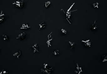 VALAKI MÉGIS MEGMONDHATNÁ