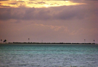 AMIKOR KIHAJÓZTUNK A PARADICSOMBÓL