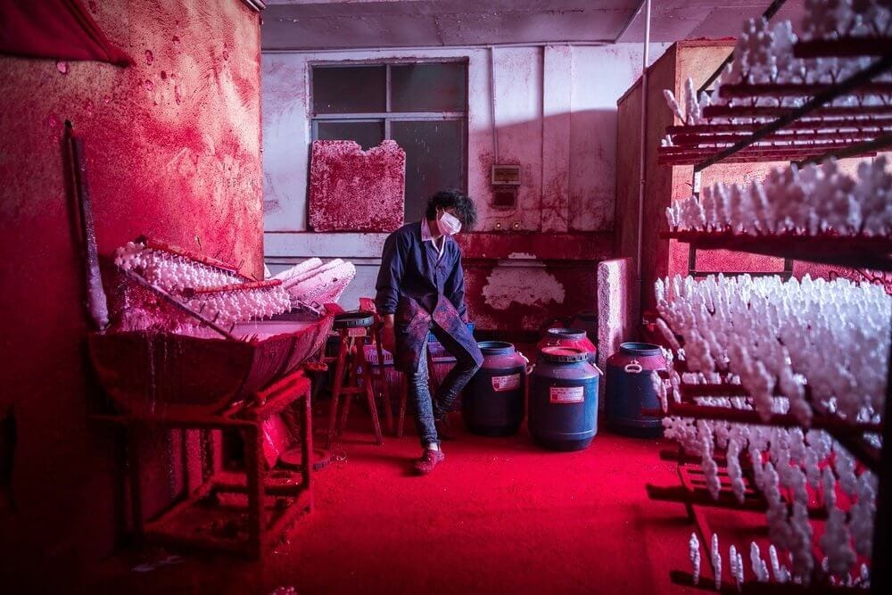 A MINDENT JÁRÓ MALMOCSKA, AVAGY A PÉNZHATALOM TERMÉSZETRAJZA