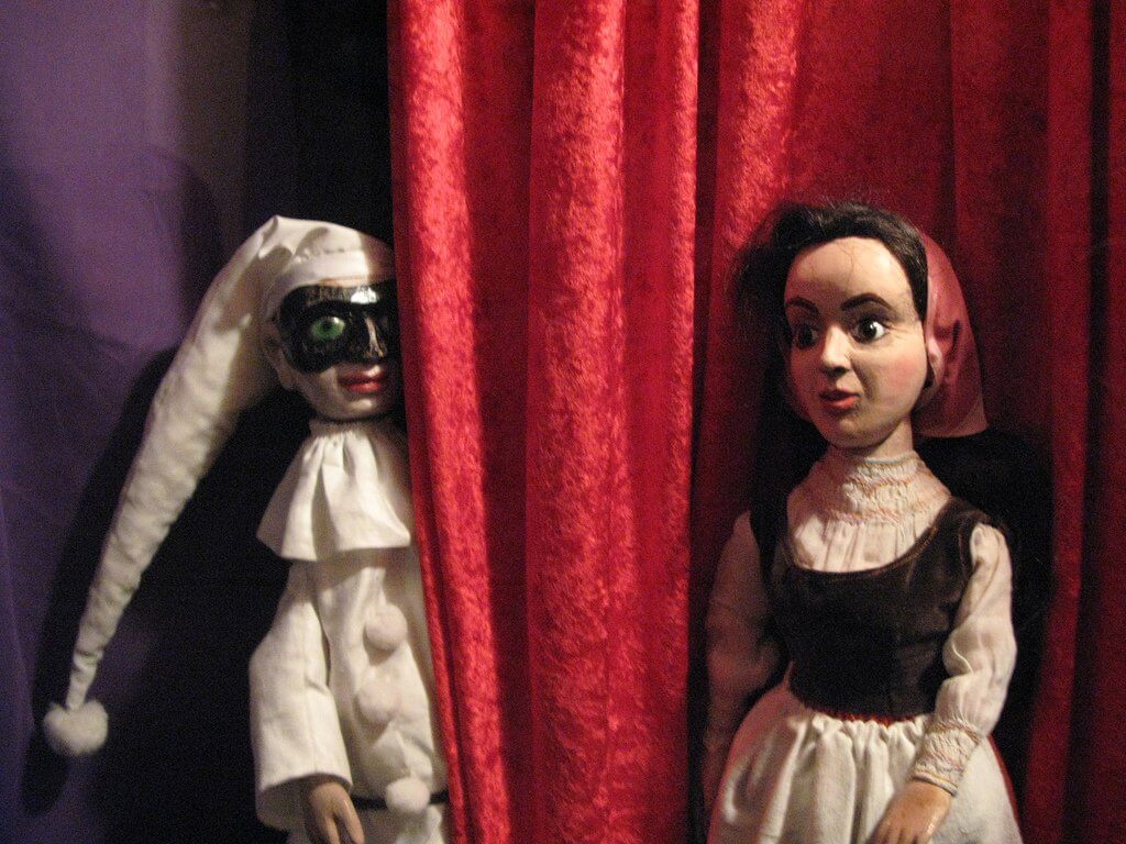 AKI NEM TUD JÁTSZANI