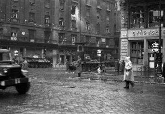 A REMÉNY MÁSFÉL ÓRÁJA