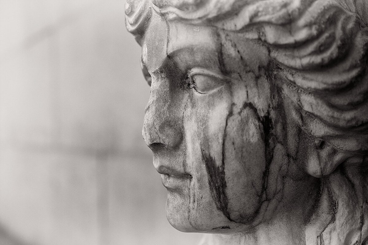 „…ELKÍSÉRNŐK ŐT ODA…”