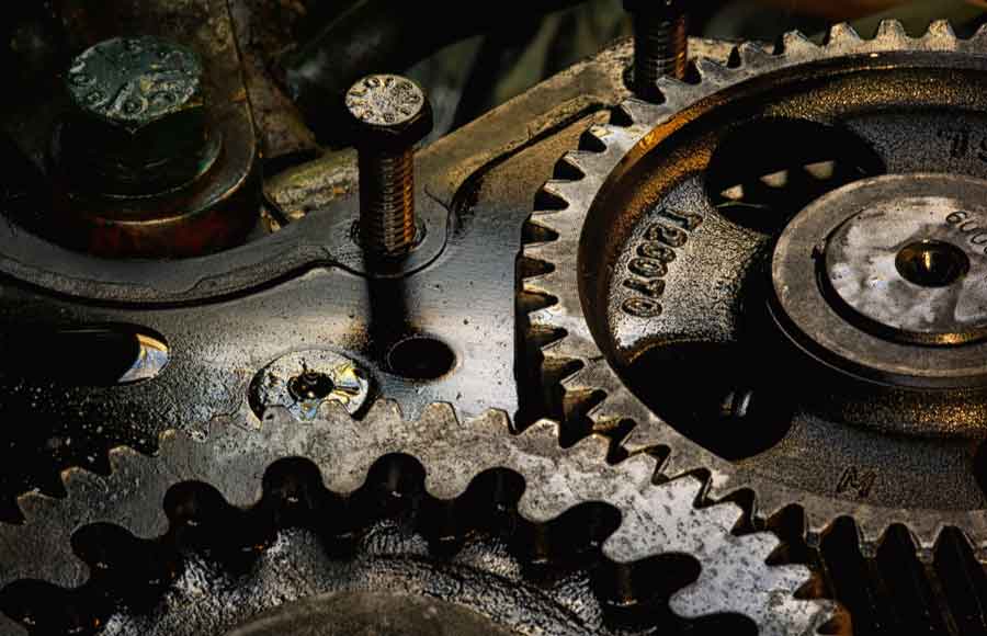 POLITIKAI VERSET A POLITIKAI ELLEN