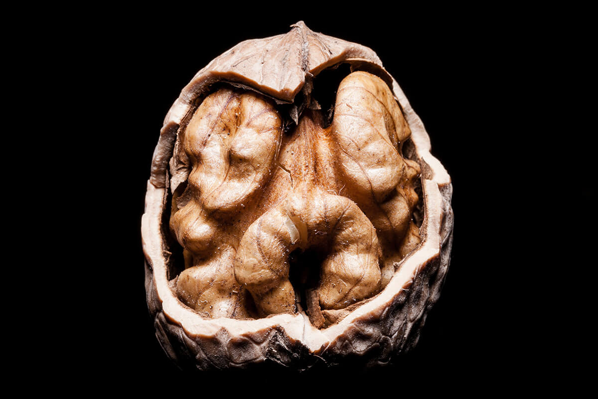 „A KÜLSEJÉT LÁTOM, MEGNÉZEM BELSEJÉT”