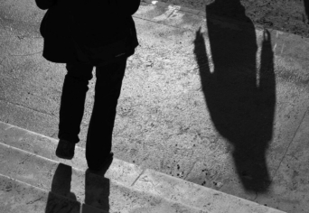 HAJNALI FÉNYE KIALSZIK