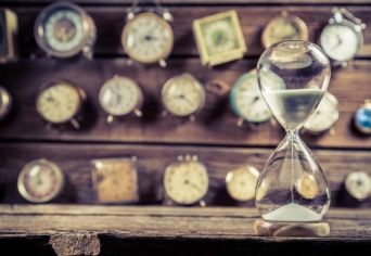 IDŐSZÁMÍTÁSUNK SZERINT