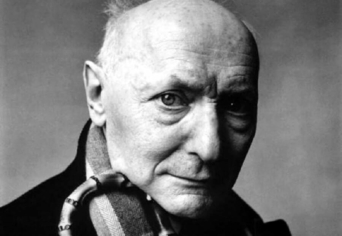 KIS, NÖVÉNYEVŐ ÖREGEMBER