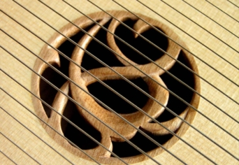 HAZATÉRŐ HULLÁMOK