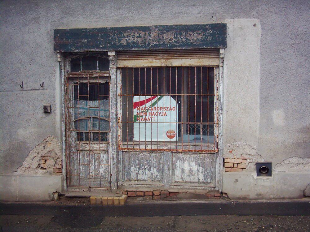 TRAUMÁK, VERESÉGEK ÉS A NEMZETI JELLEM