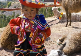 AZ EZERARCÚ ORSZÁG