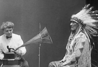 A TECHNOTÓPIA ÉS AZ IROKÉZEK