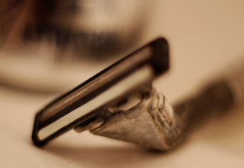 BOROTVÁLKOZÁS KÖZBEN