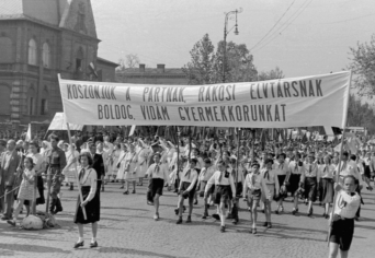 A SAJÁTOM ÉS A NEMZETÉ