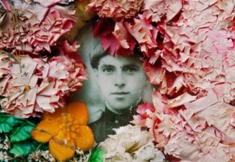 A HIDEGHÁBORÚ UTÁN [rovat és képsorozat]