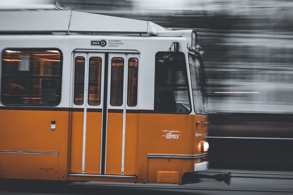 TÚLSÁGOSAN VÁRTAD