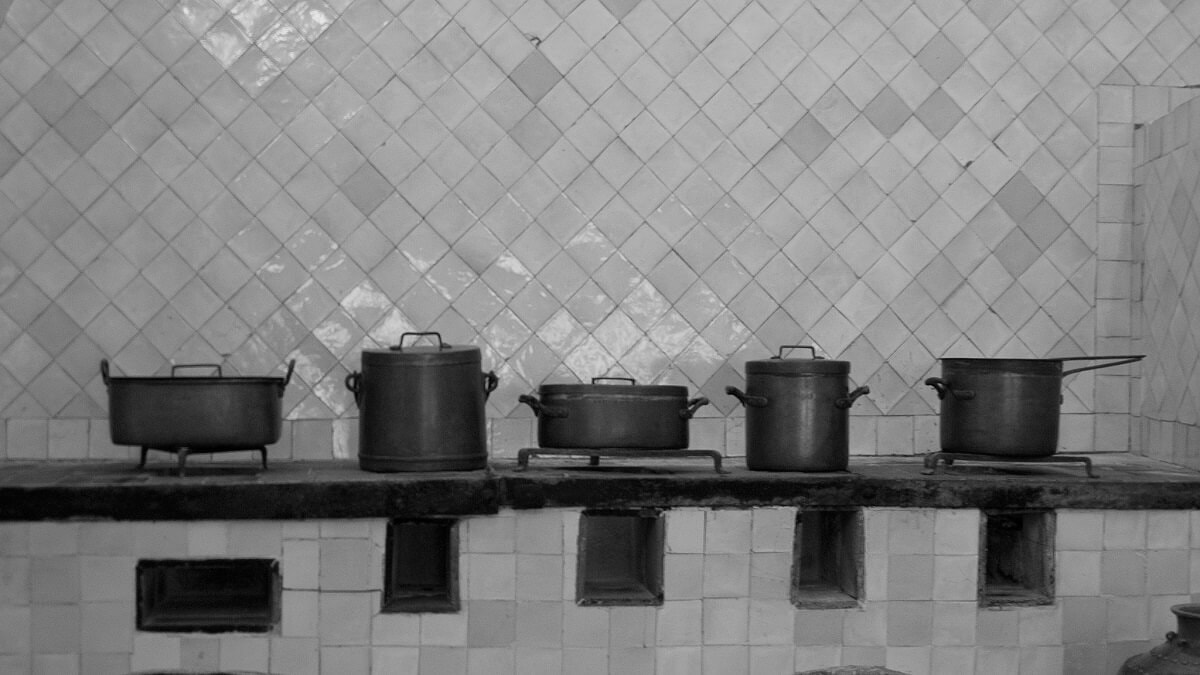 ÁTKELNI EGY FOLYÓN