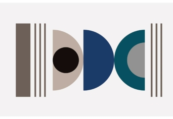 „HŐS VAGY BOHÓC – SZENT VAGY SARLATÁN”