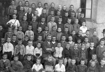 BÁRÓ MÜNCHHAUSEN MUTATVÁNYA