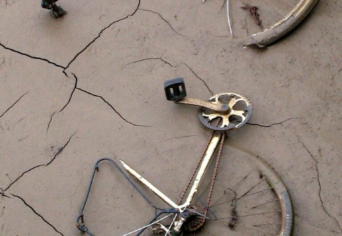 FILOZÓFUSOK KERÉKPÁRON