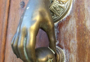 HÁTHA BENYITNAK – ALKOTÓI PÁLYÁZAT