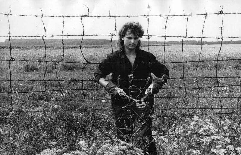 A „vasfüggöny” lebontása a magyar-osztrák határon, 1989. Képszám: 40703. Adományozó: Urbán Tamás. fortepan.hu 