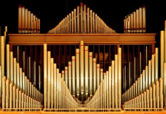 AZ ORGONA INTONÁCIÓJA