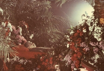 A TEMETÉS TEMETÉSE