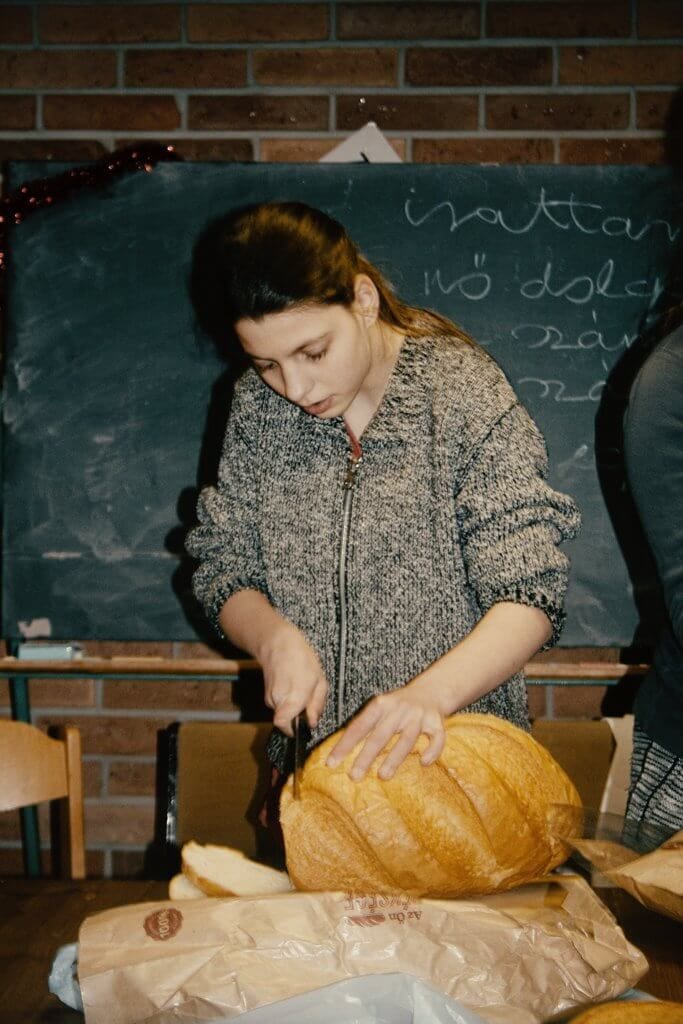 EGYENLŐSÉG, TESTVÉRISÉG ÉS KRUMPLIHÁMOZÁS