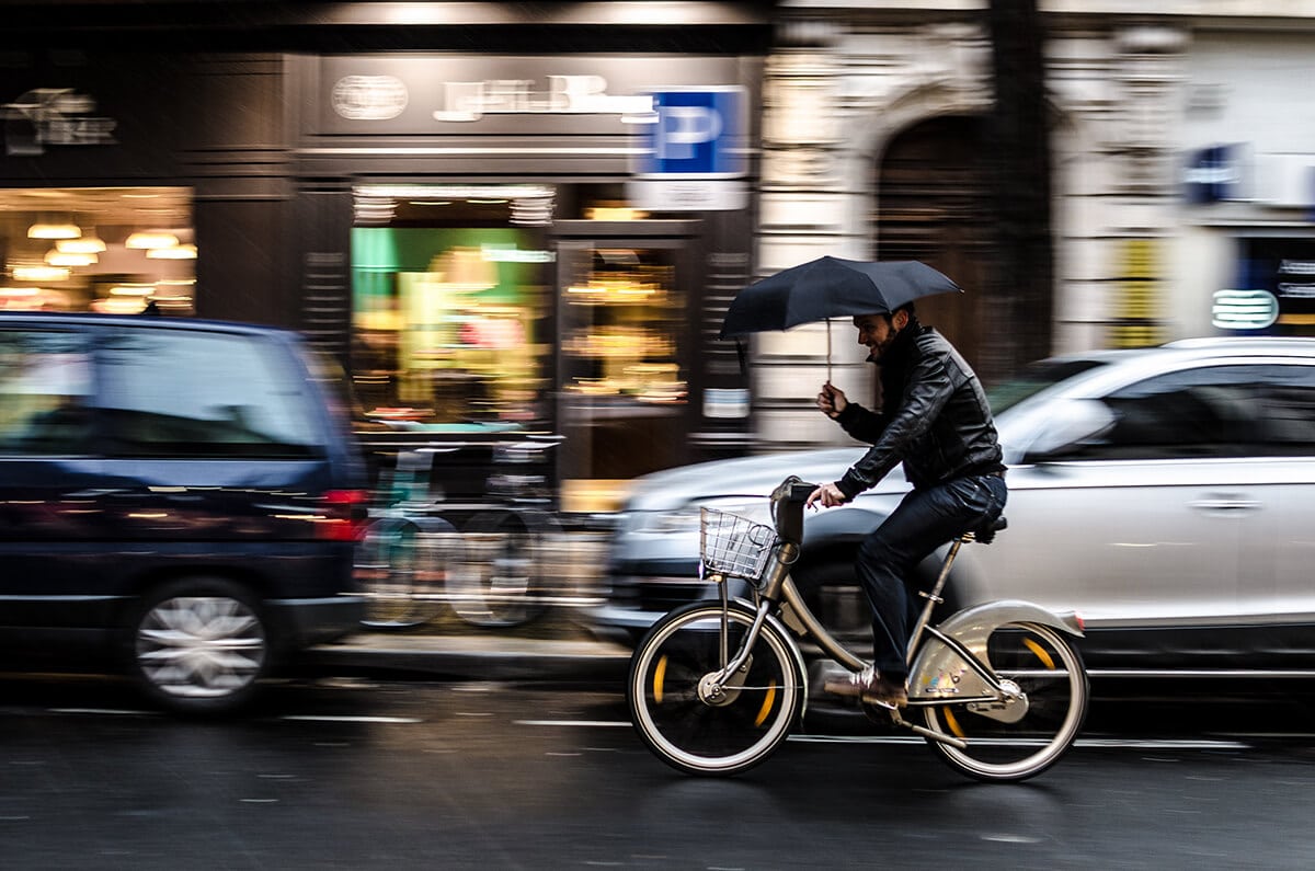 KEREKEK ÉS KORMÁNYOK