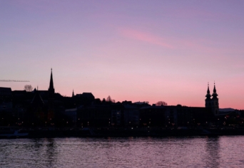 JEGYZET EGY BÚCSÚHOZ