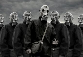 A BELÉPÉS DÍJTALAN, A KILÉPÉS BIZONYTALAN